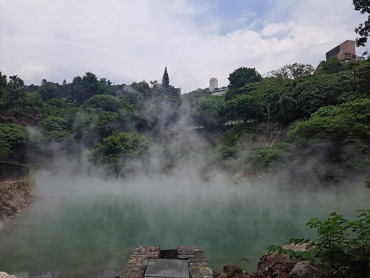 新北投半日散步：溫泉博物館、北投公園到地熱谷怎麼走